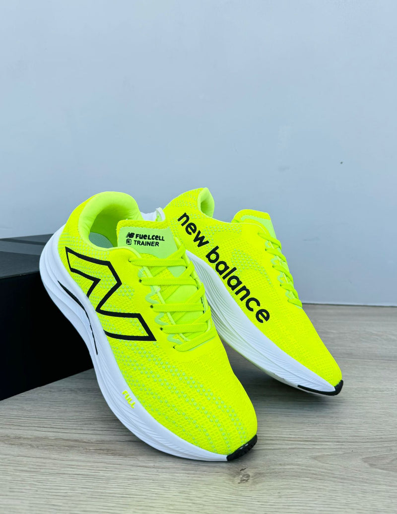 Calzado New Blance Fuelcell Unissex Edición limitada Deportivo - Apto para correr